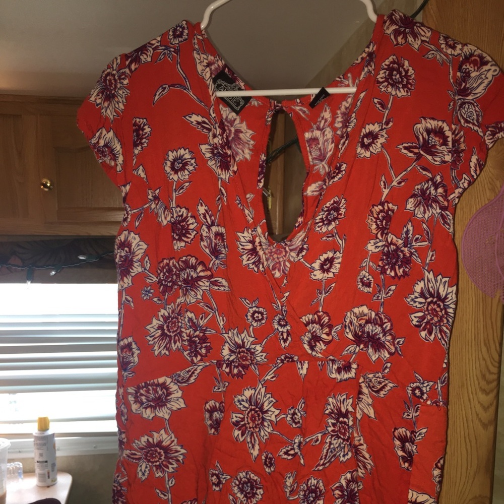 RED FLOWER SHIRT